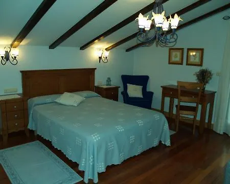 Anarre Zarra